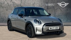 MINI Hatchback 1.5 Cooper Classic Premium 5dr Auto Petrol Hatchback